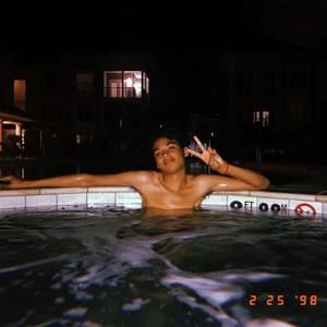 Meet your Posher, Devon